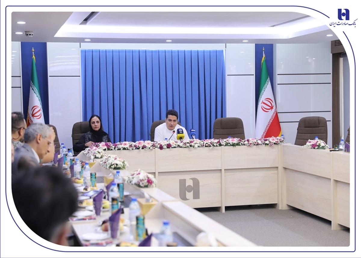 همایون شجریان: بانک صادرات ایران همراه ما در کنار مردم ایستاده است