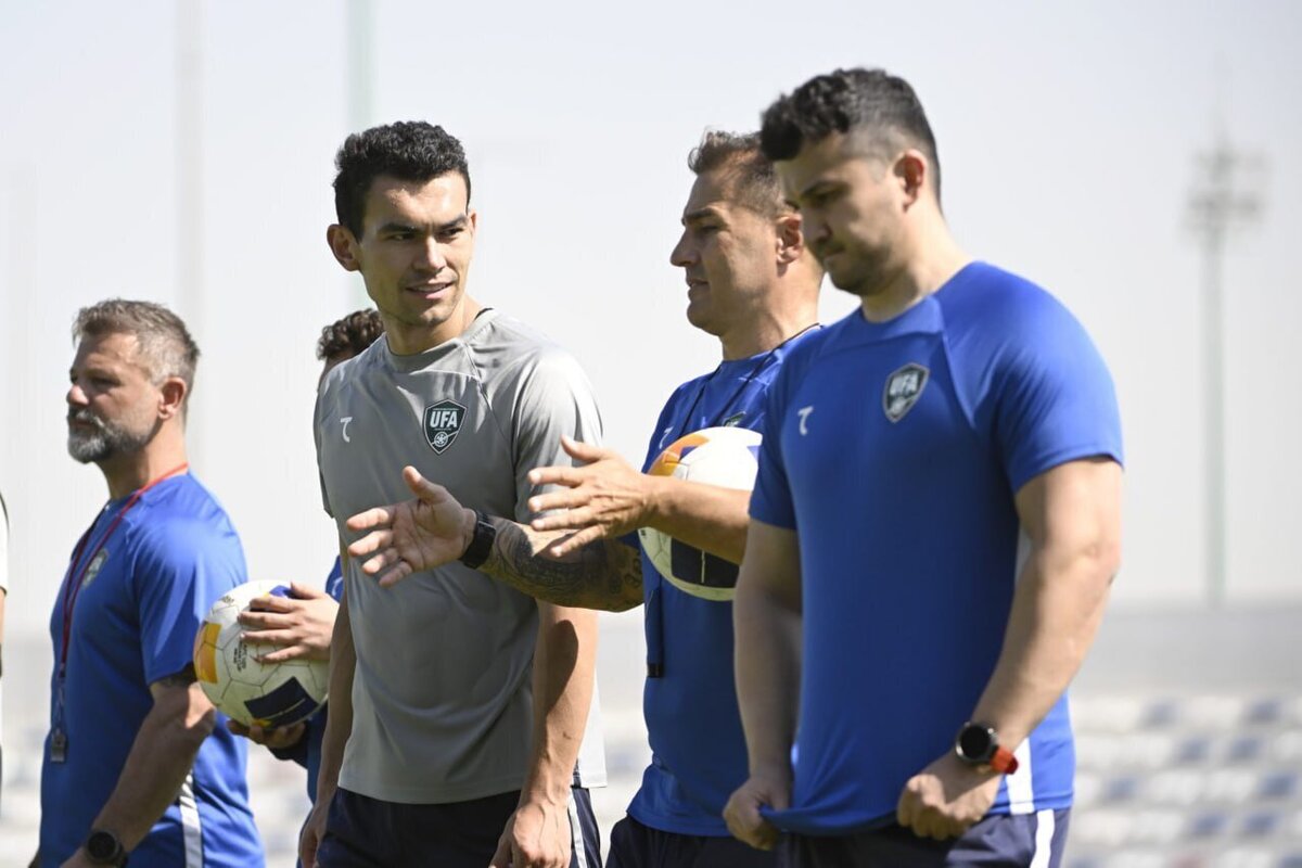 مقابل هم تیمی‌هایم در استقلال احساس ندارم