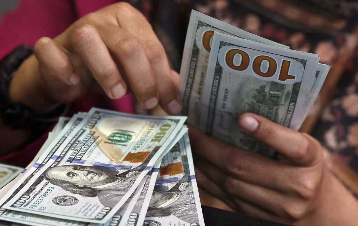 کاهش قیمت دلار بازار آزاد امروز پنجشنبه ۸ آبان ۱۴۰۴